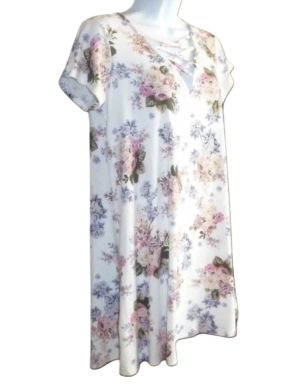 Love Fire, Short, A-Line Dress Strappy V-Neck, White Pink Purple Flower Summer M - Picture 2 of 9